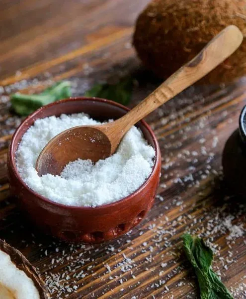 benefits of coconut powder for skin and hair