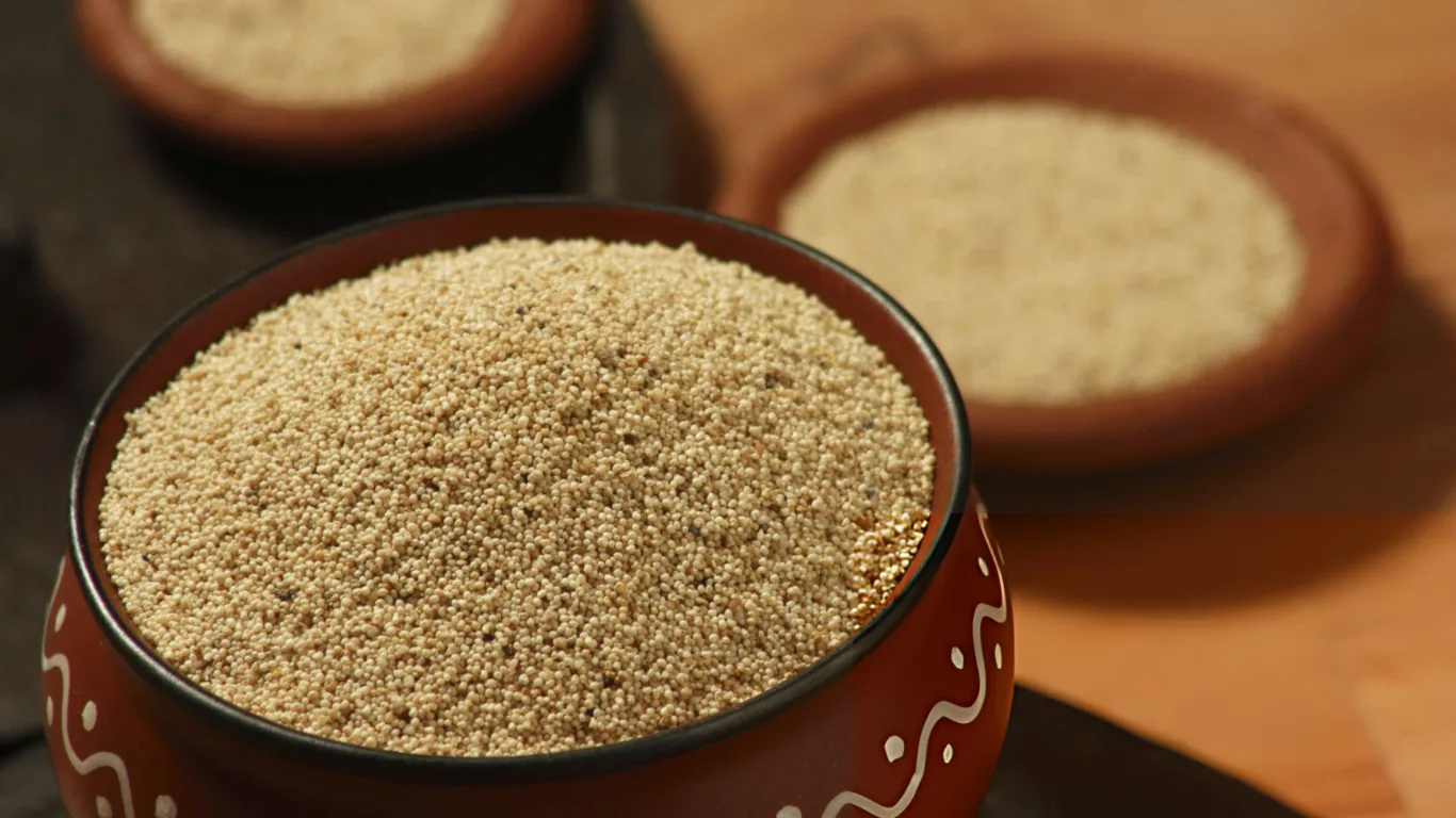 where are poppy seeds in the store